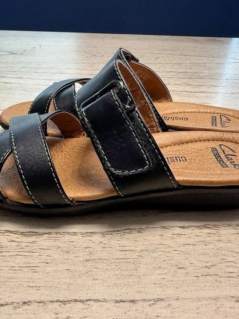 Clarks CloudSteppers Black Leather-Look Sandals US 6.5
